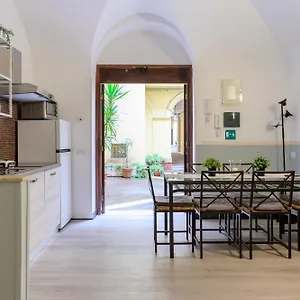  Apartamento Via Di Torre Argentina