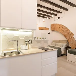 https://apt-bricks-beams-studio-in-the-key-area-of.italymilanhotels.net